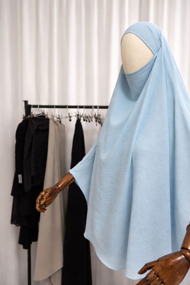 Khimar i Thjeshtë – Material Aerobin Khimar i Thjeshtë – Material Aerobin